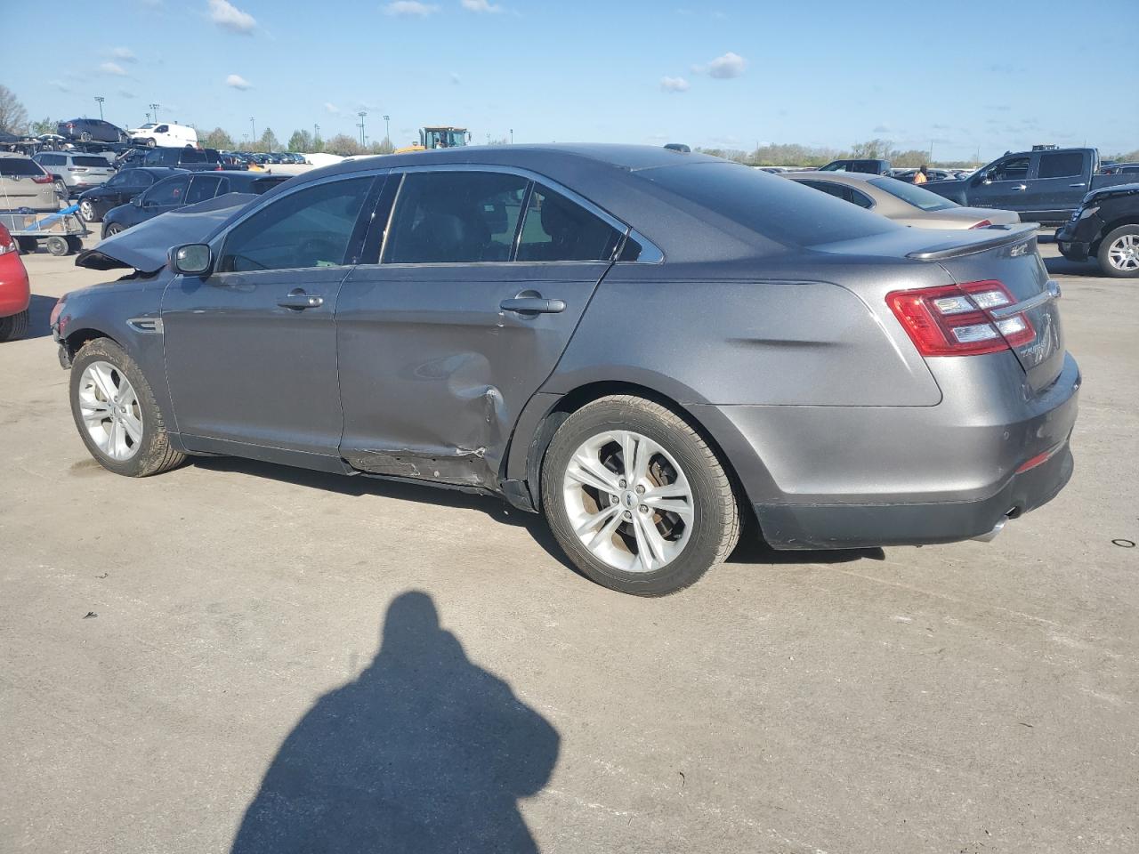 Lot #3143217204 2014 FORD TAURUS SEL