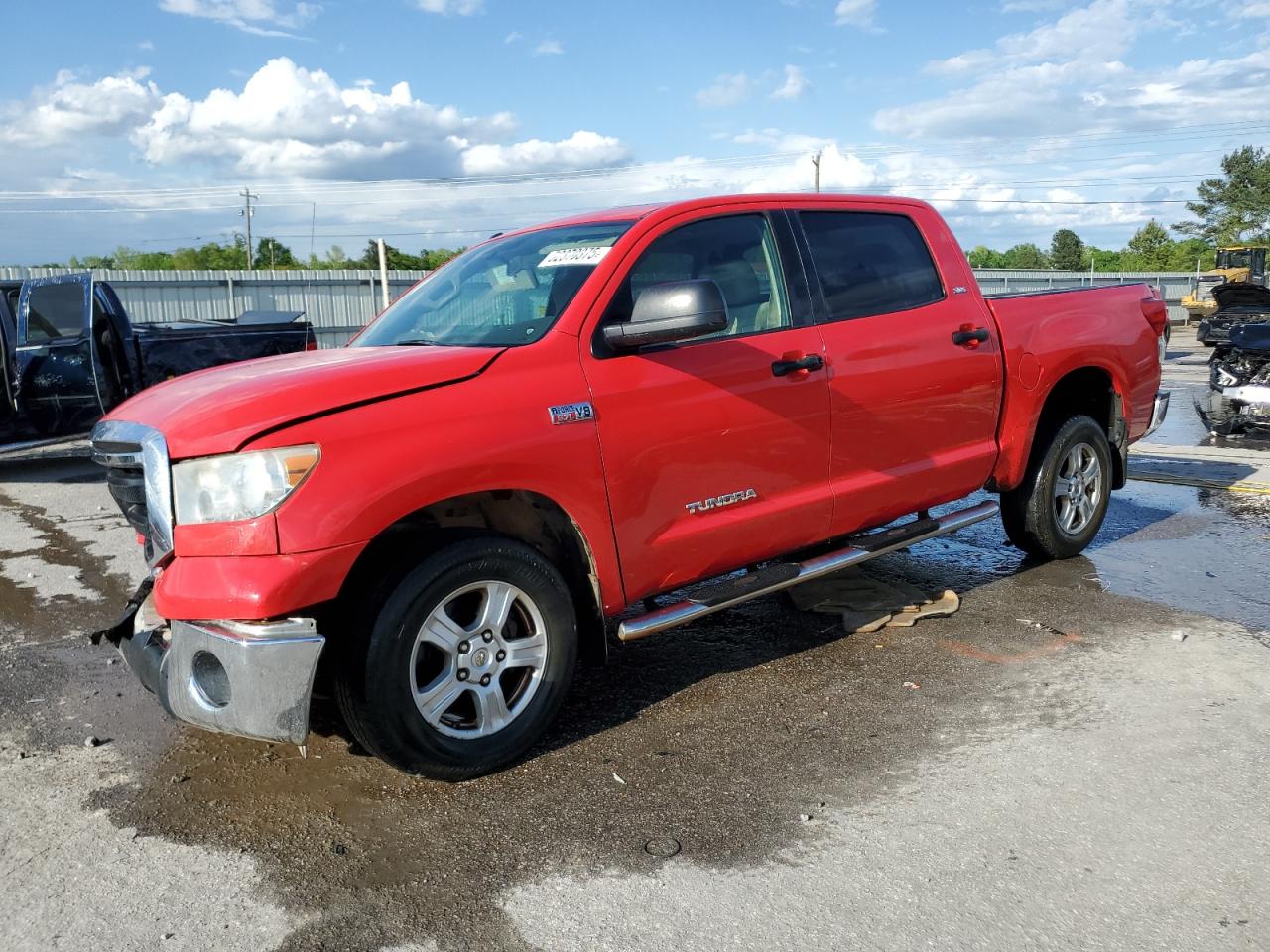 TOYOTA TUNDRA CREWMAX SR5