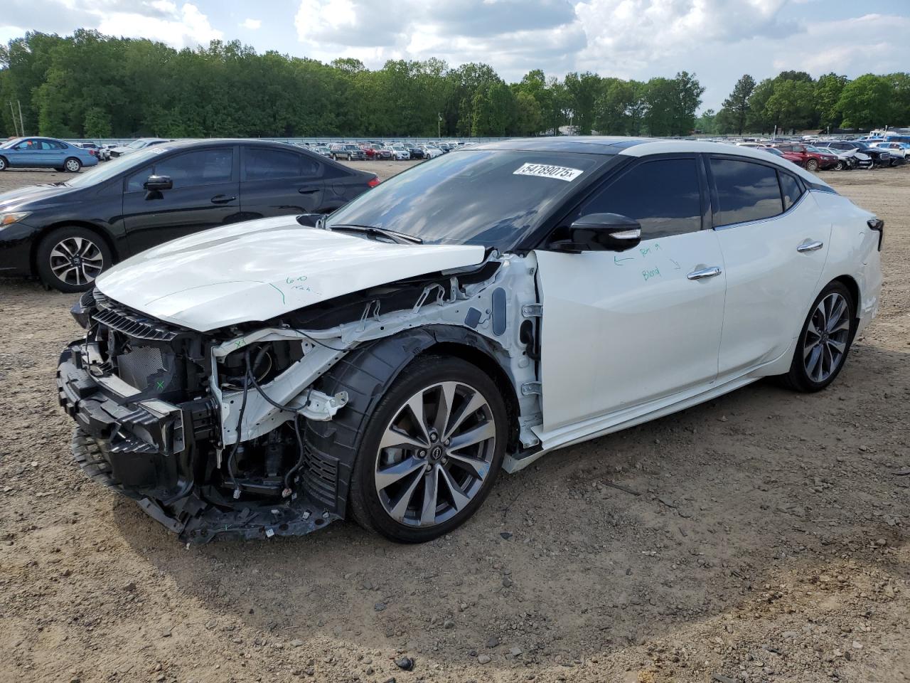 NISSAN MAXIMA PLATINUM