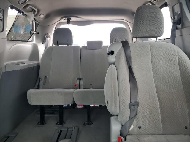 2011 TOYOTA SIENNA LE - 5TDKK3DC2BS062461