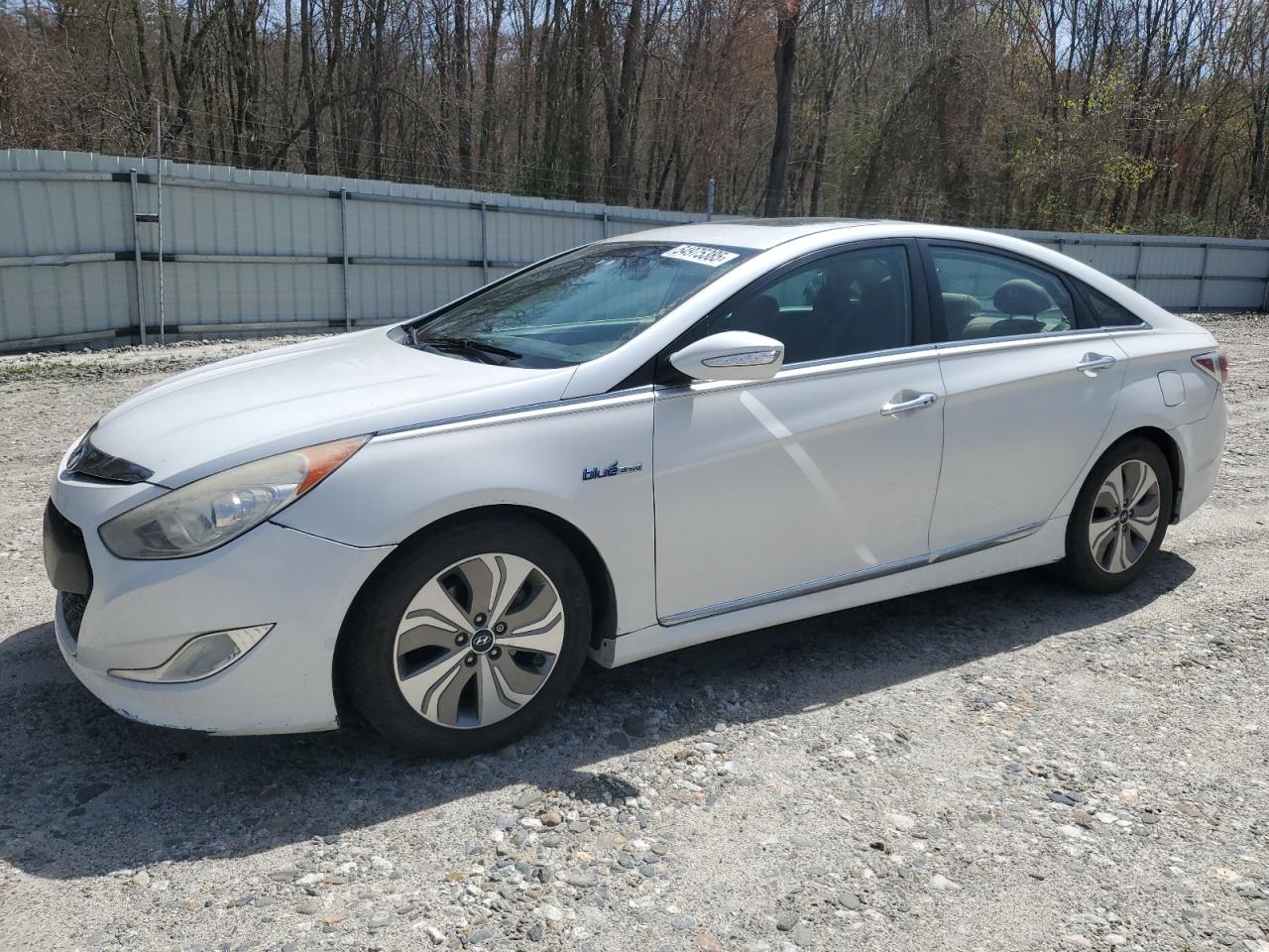 HYUNDAI SONATA HYBRID