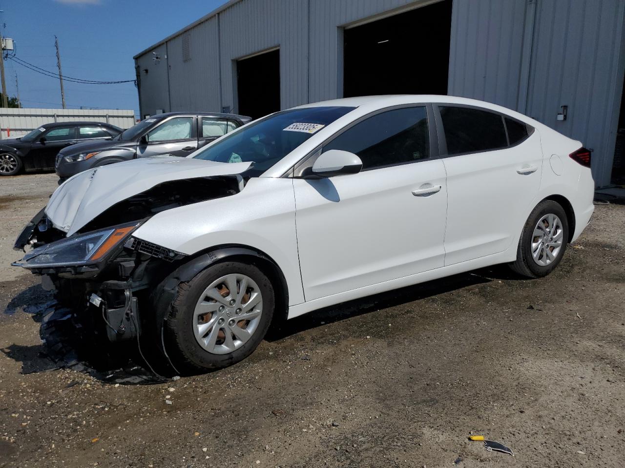 HYUNDAI ELANTRA SE