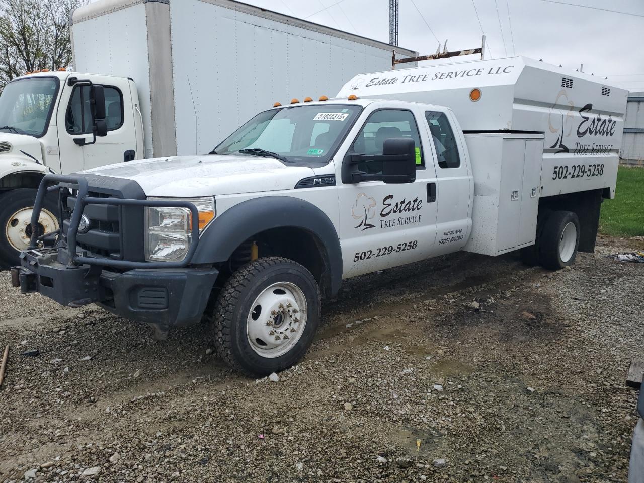 FORD F-550 SUPER DUTY