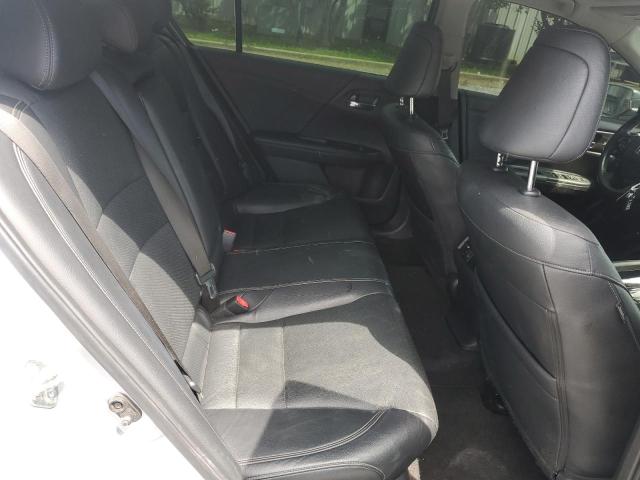 2017 HONDA ACCORD TOU 1HGCR3F93HA015125