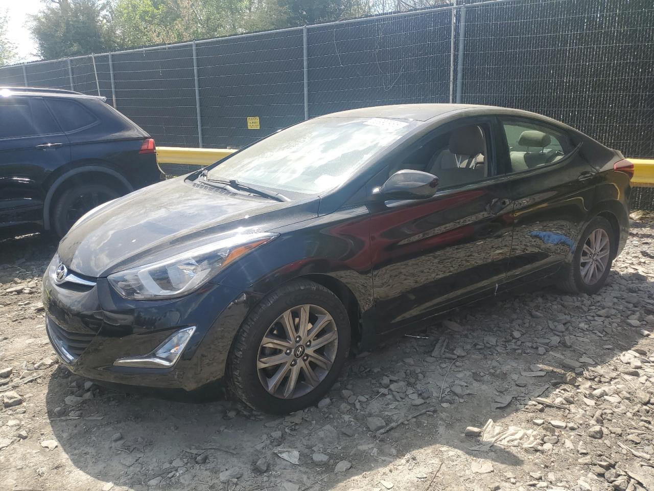 HYUNDAI ELANTRA SE