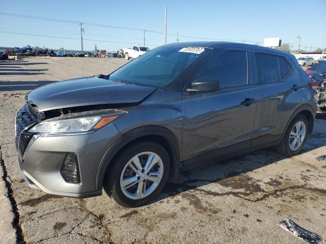 NISSAN KICKS S
