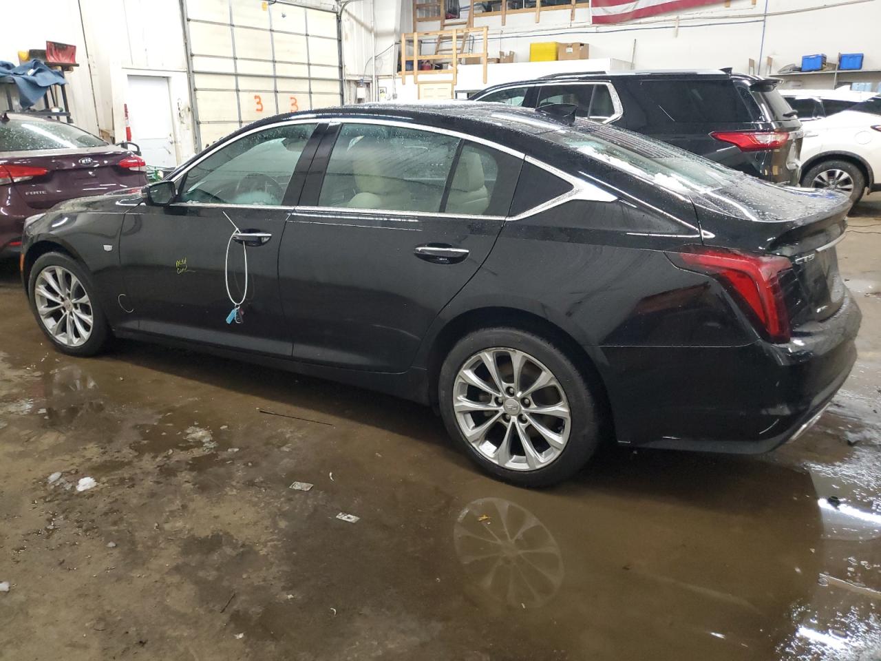 CADILLAC CT5 PREMIUM LUXURY