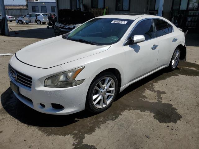 NISSAN MAXIMA S