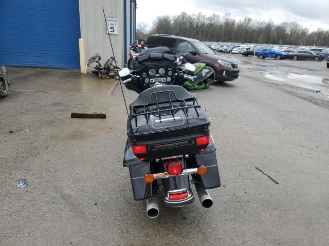 2011 HARLEY-DAVIDSON FLHTCU 1HD1FC414BB656540