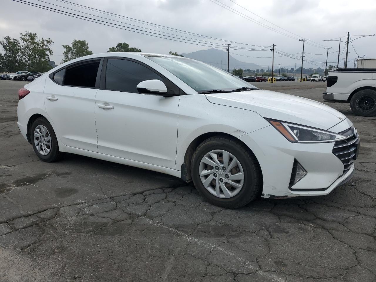 Hyundai Elantra se 2019