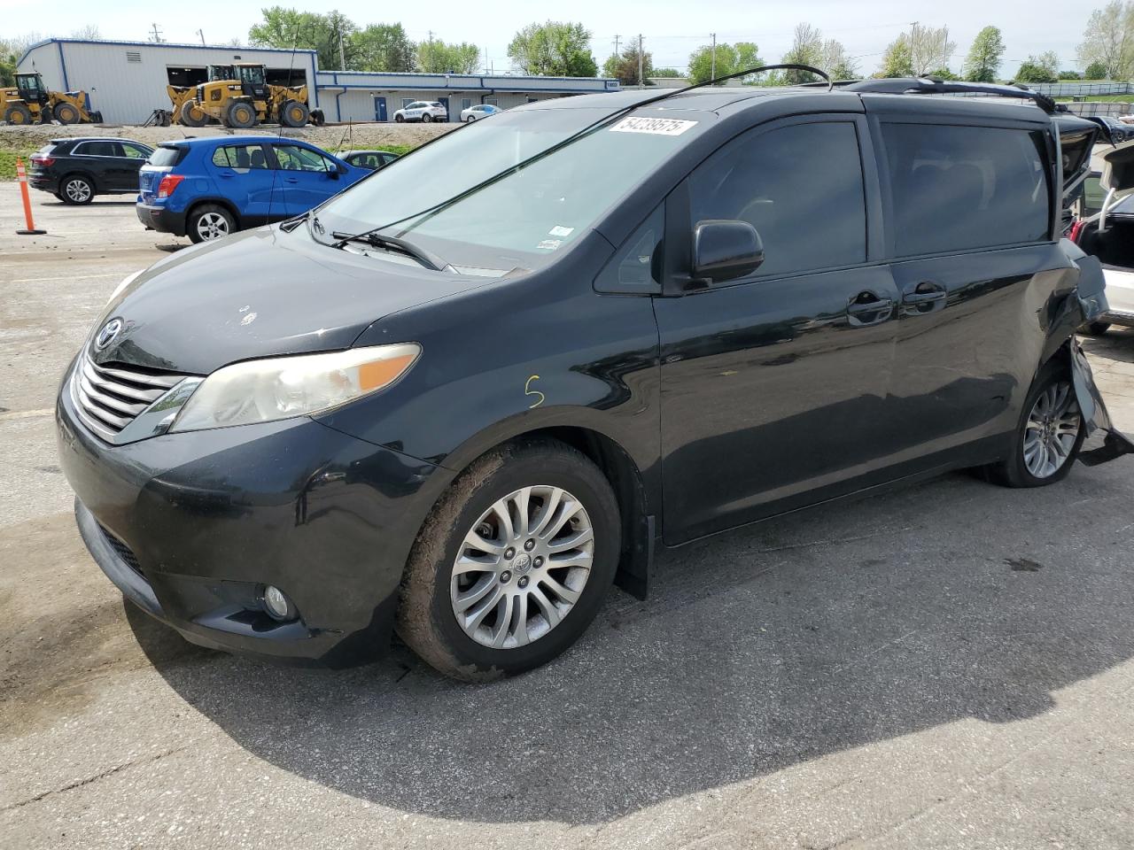 TOYOTA SIENNA XLE