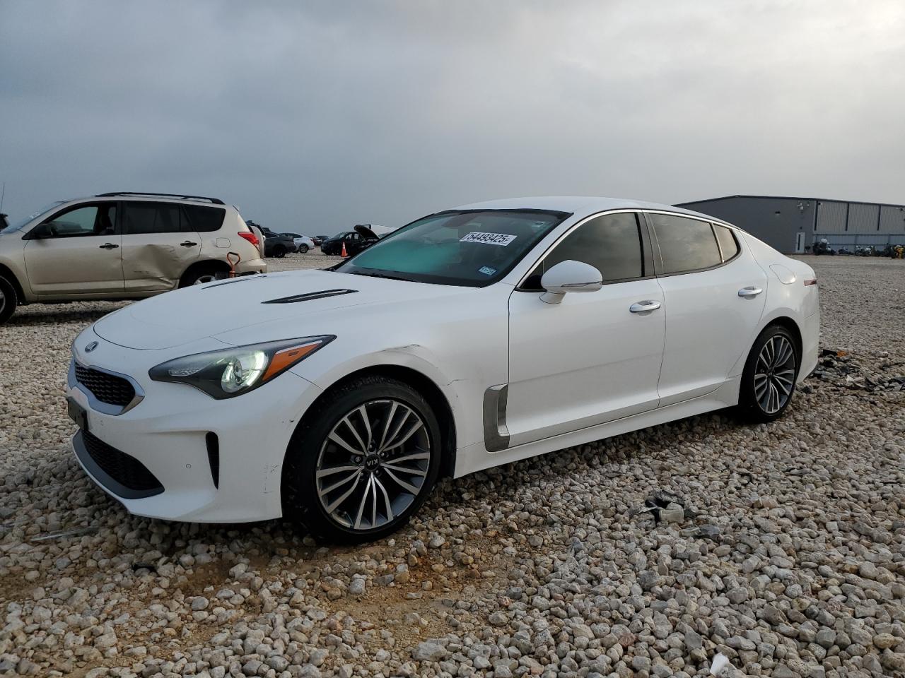 KIA STINGER