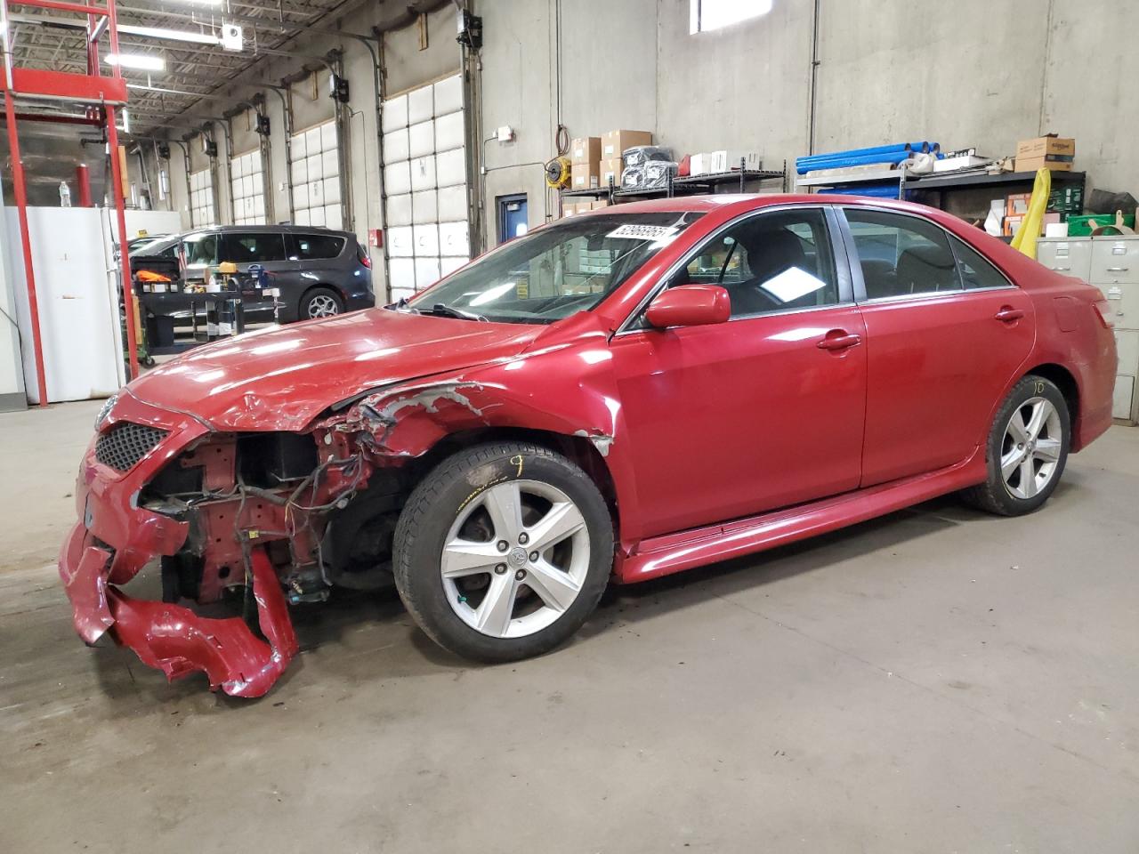 TOYOTA CAMRY BASE