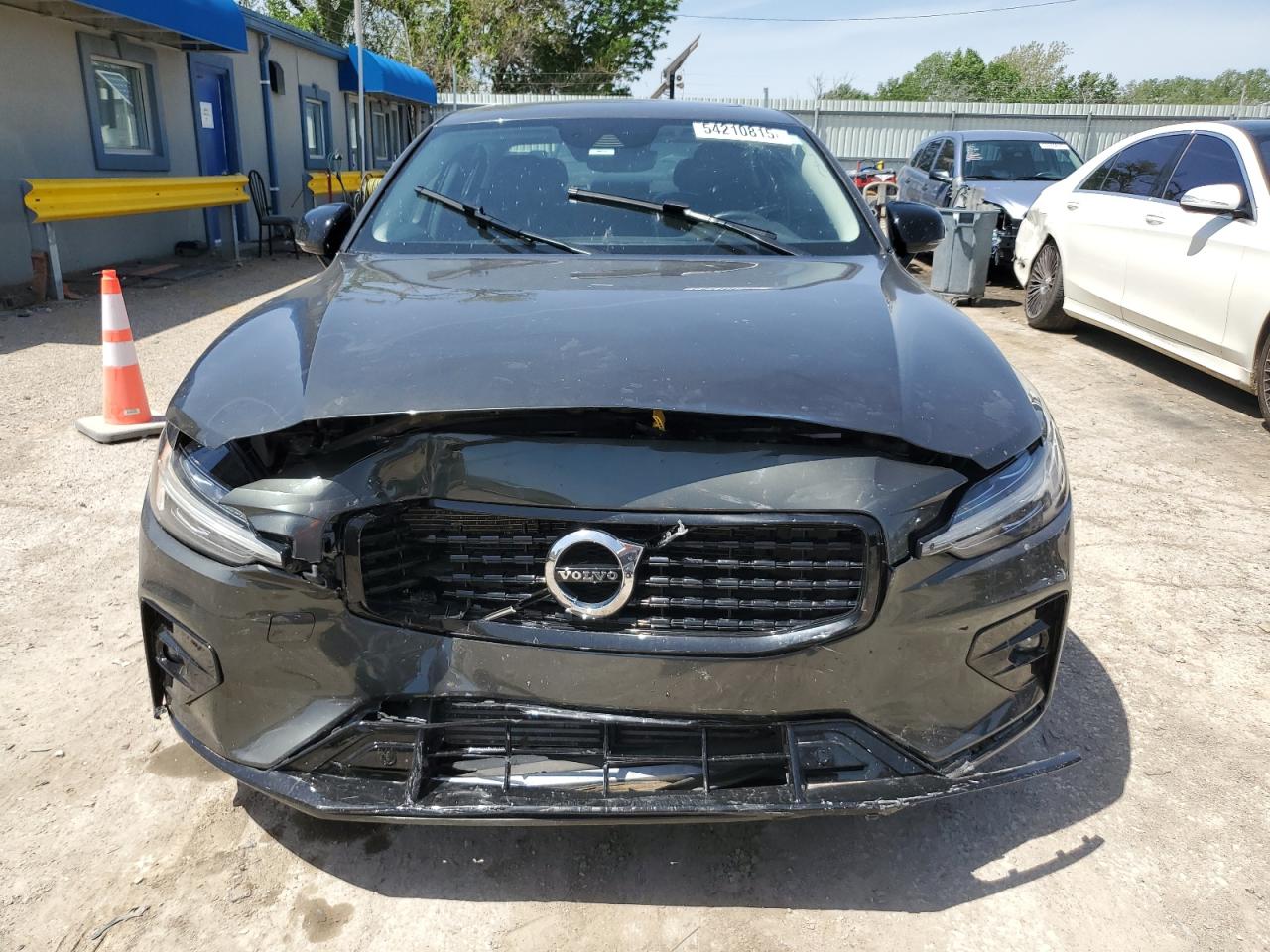 VOLVO S60 T5 R-DESIGN