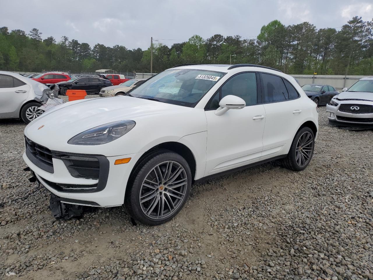 PORSCHE MACAN BASE