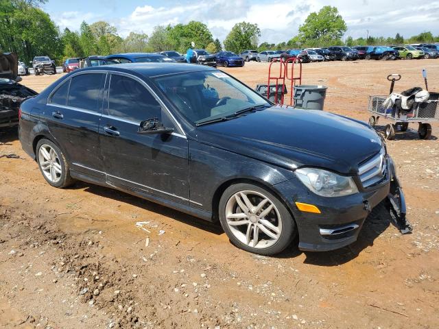 Vin: wddgf8bb4cf909702, lot: 52916855, mercedes-benz c-class 300 4matic 20124
