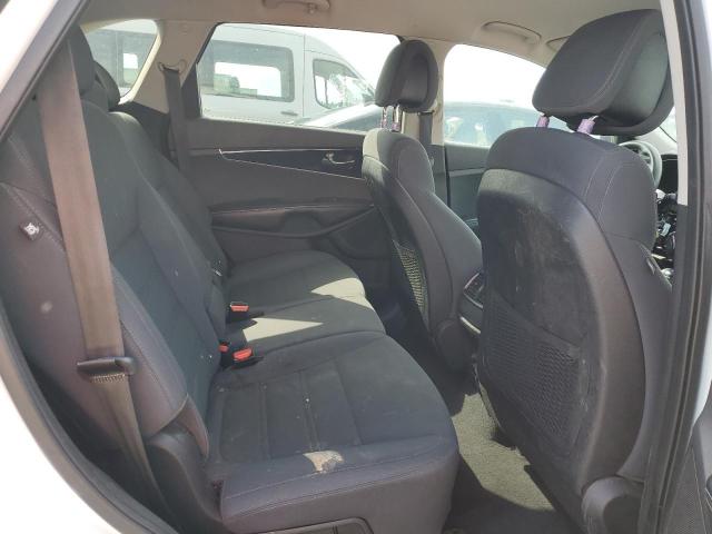 2016 KIA SORENTO LX - 5XYPG4A51GG020791