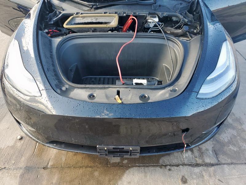 2021 TESLA MODEL Y 5YJYGDEE1MF211015