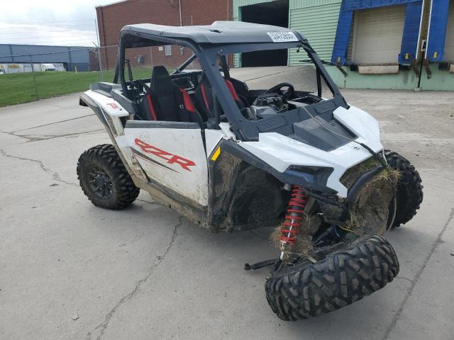 POLARIS RZR XP 100 2024 white  gas 3NSNEE994RF037457 photo #1