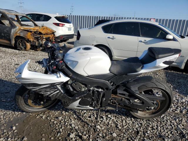 2011 SUZUKI GSX-R600 JS1GN7FA0B2102697