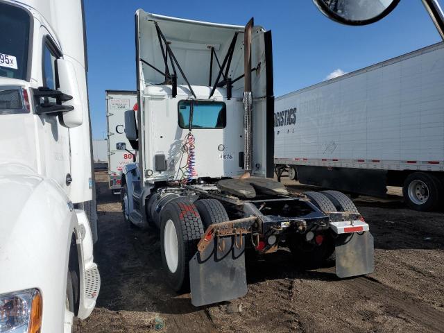 PETERBILT 579 2016 white tractor diesel 1XPBA48X9GD339839 photo #4