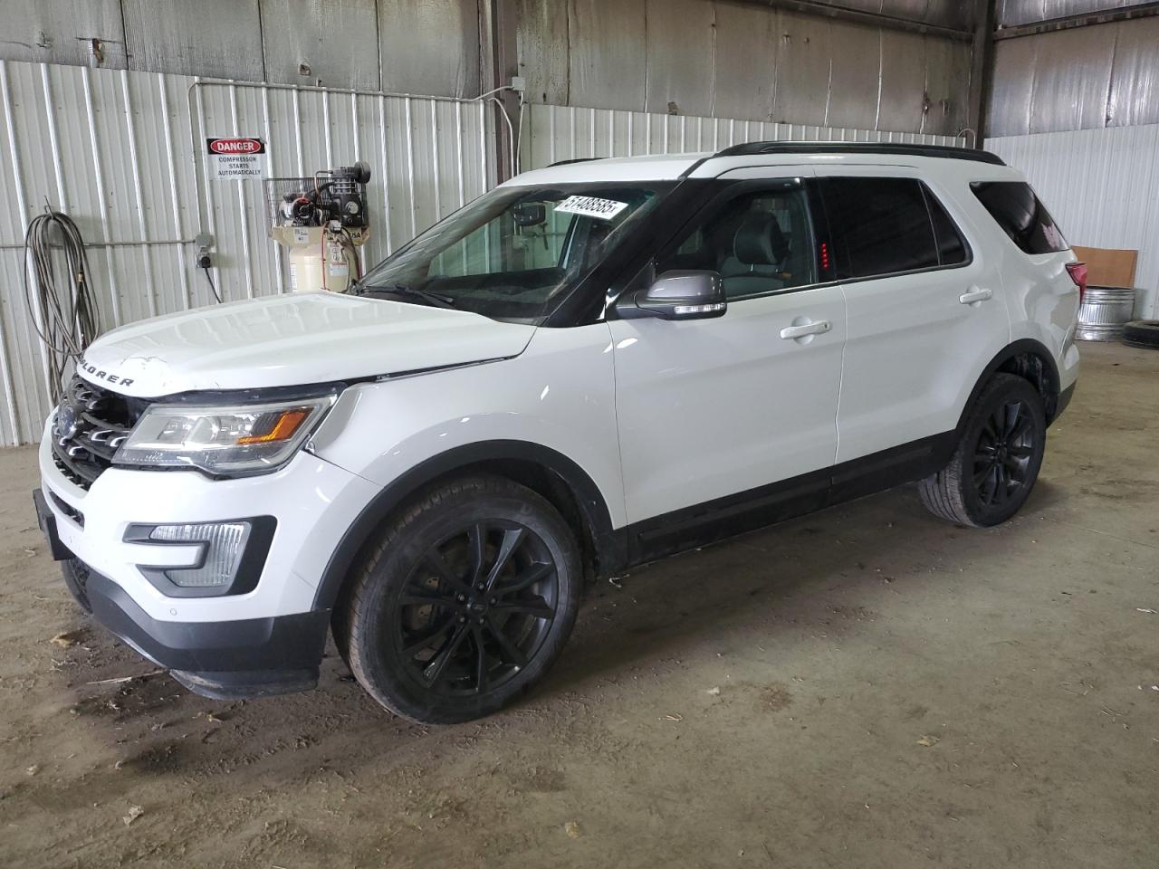 FORD EXPLORER 2017