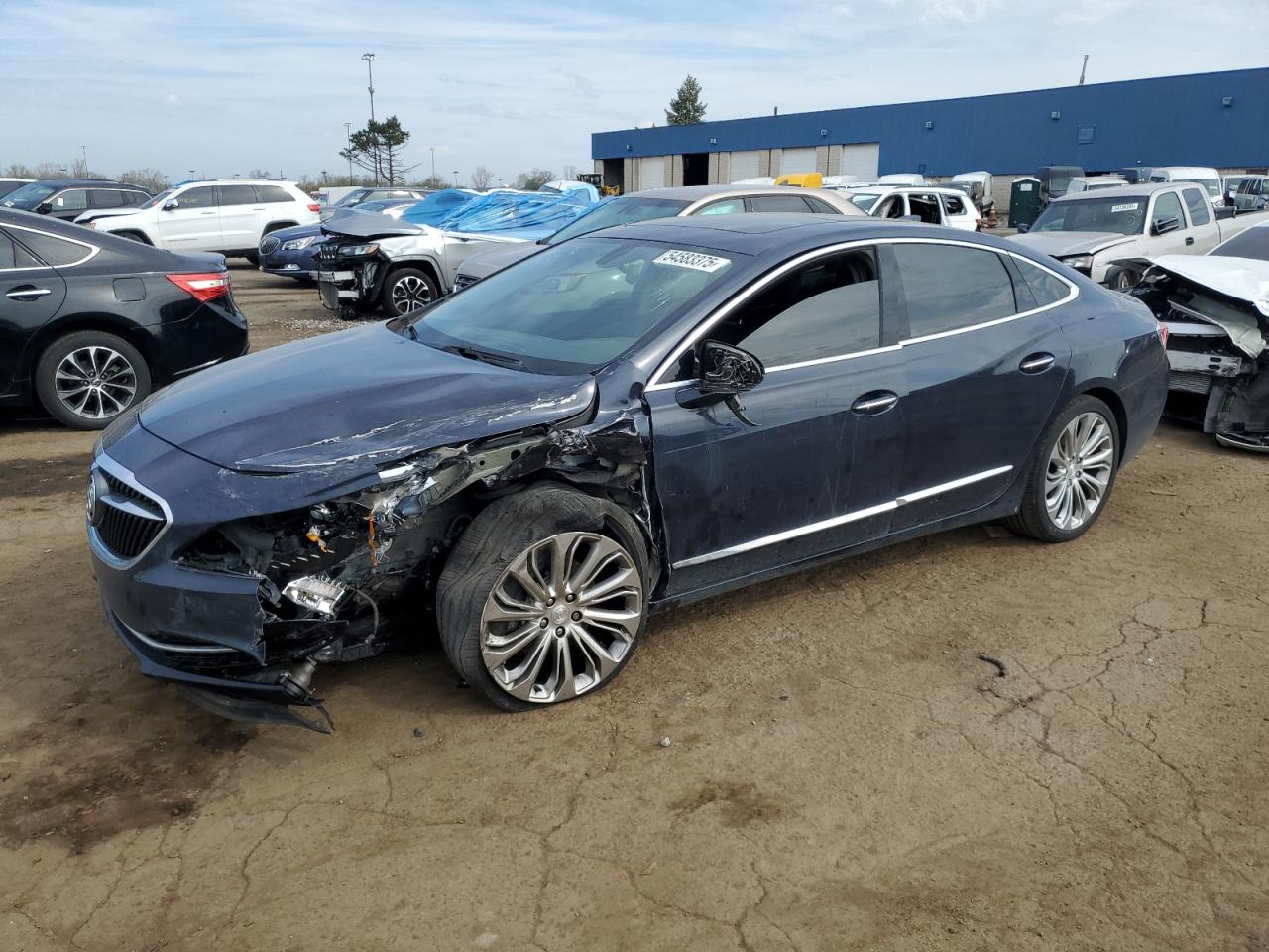 BUICK LACROSSE ESSENCE