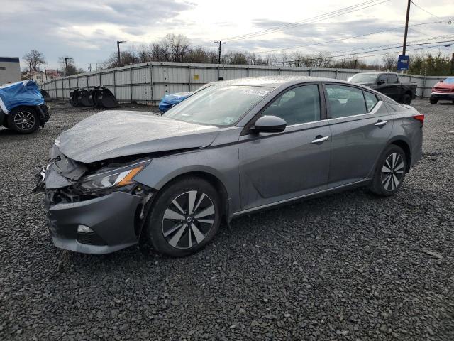 NISSAN ALTIMA SV