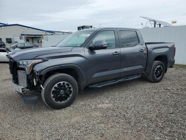 TOYOTA TUNDRA CREWMAX SR