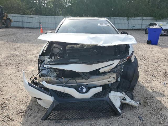2018 TOYOTA CAMRY L - 4T1B11HK9JU632258