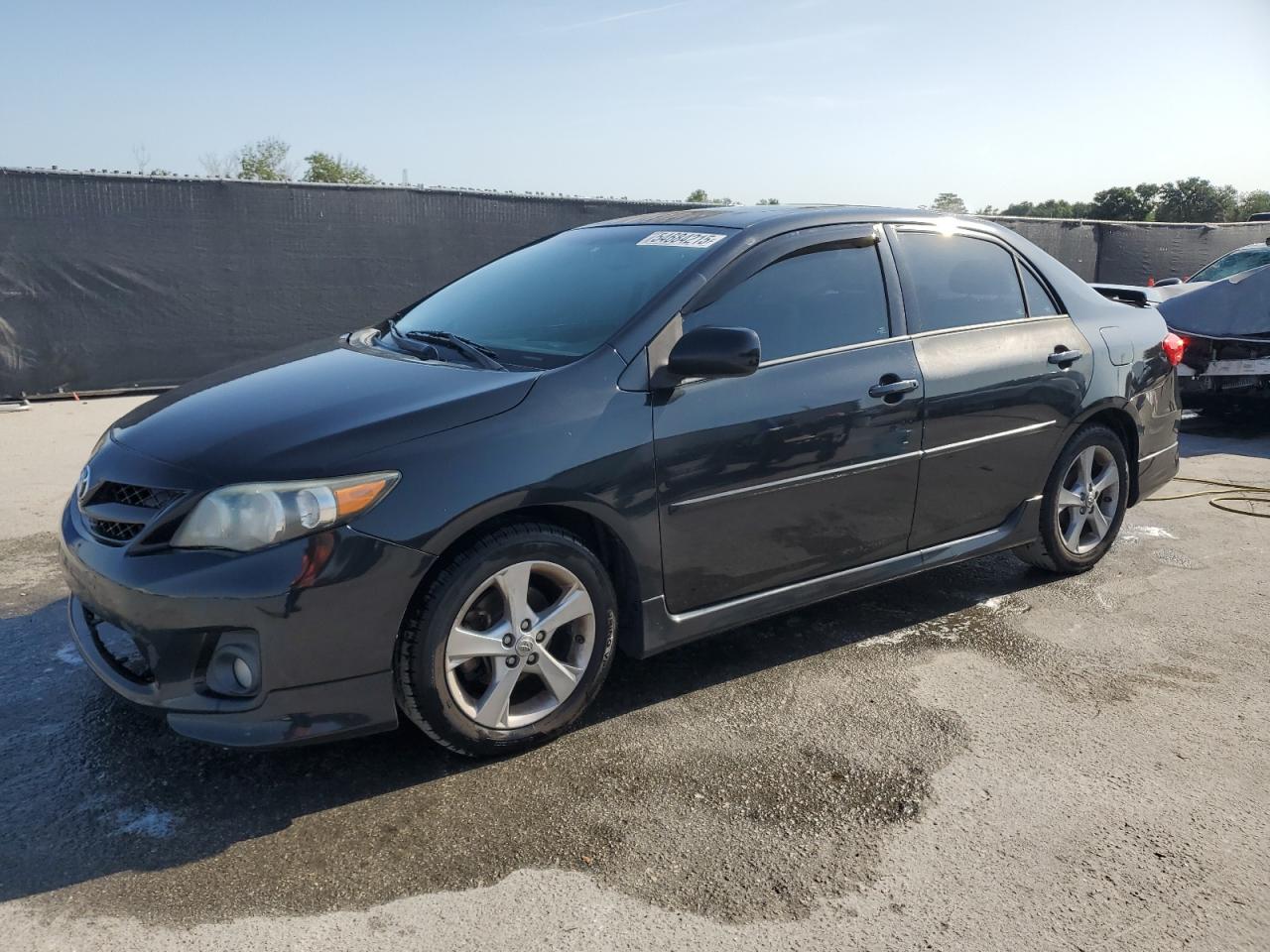 TOYOTA COROLLA BASE