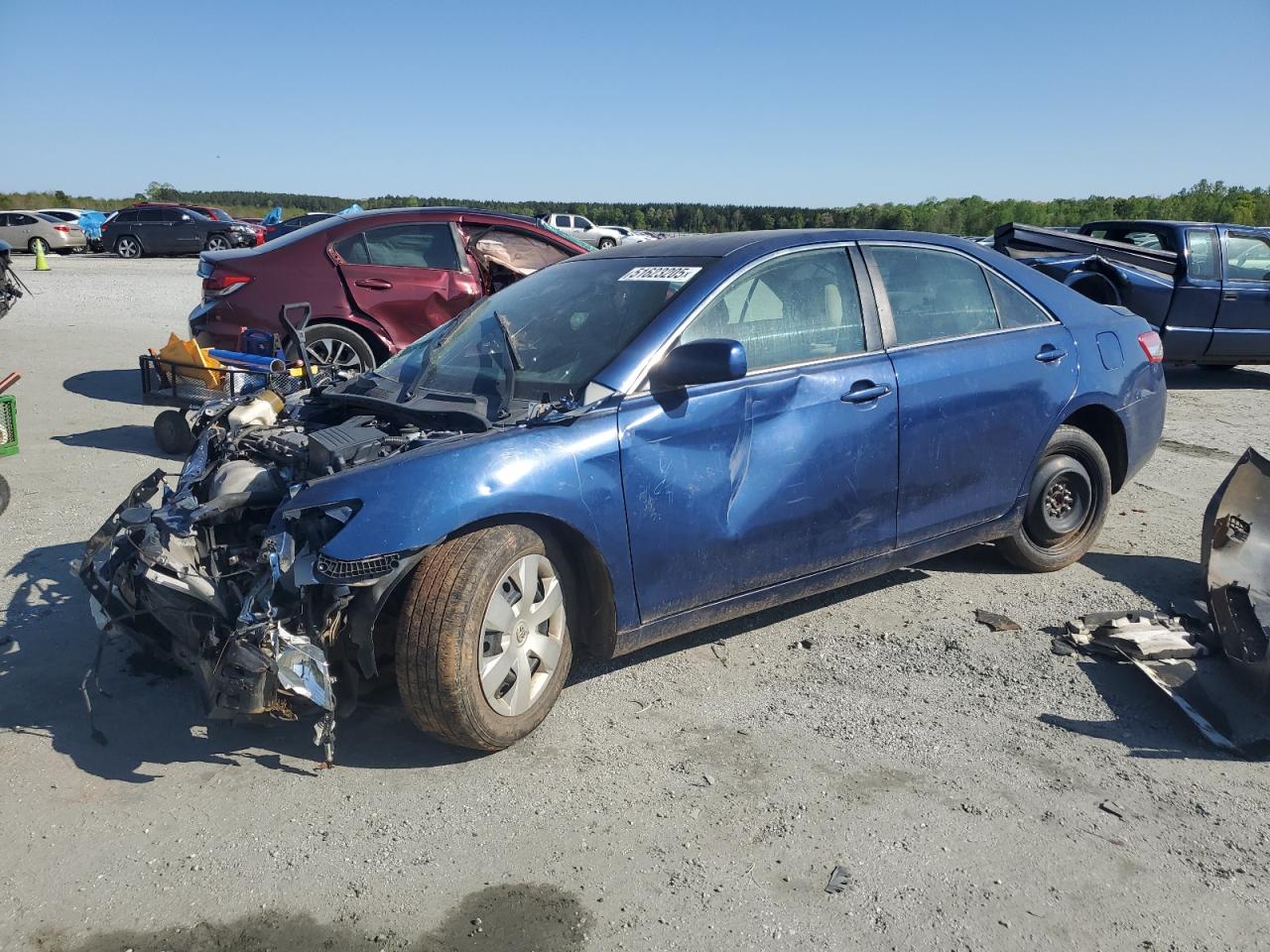 TOYOTA CAMRY BASE
