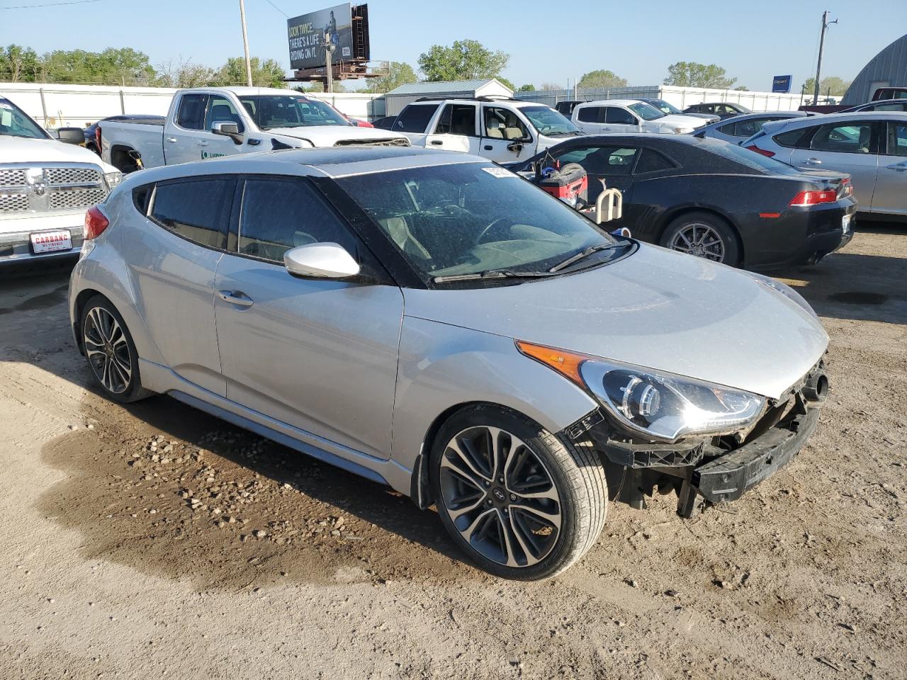 HYUNDAI VELOSTER TURBO