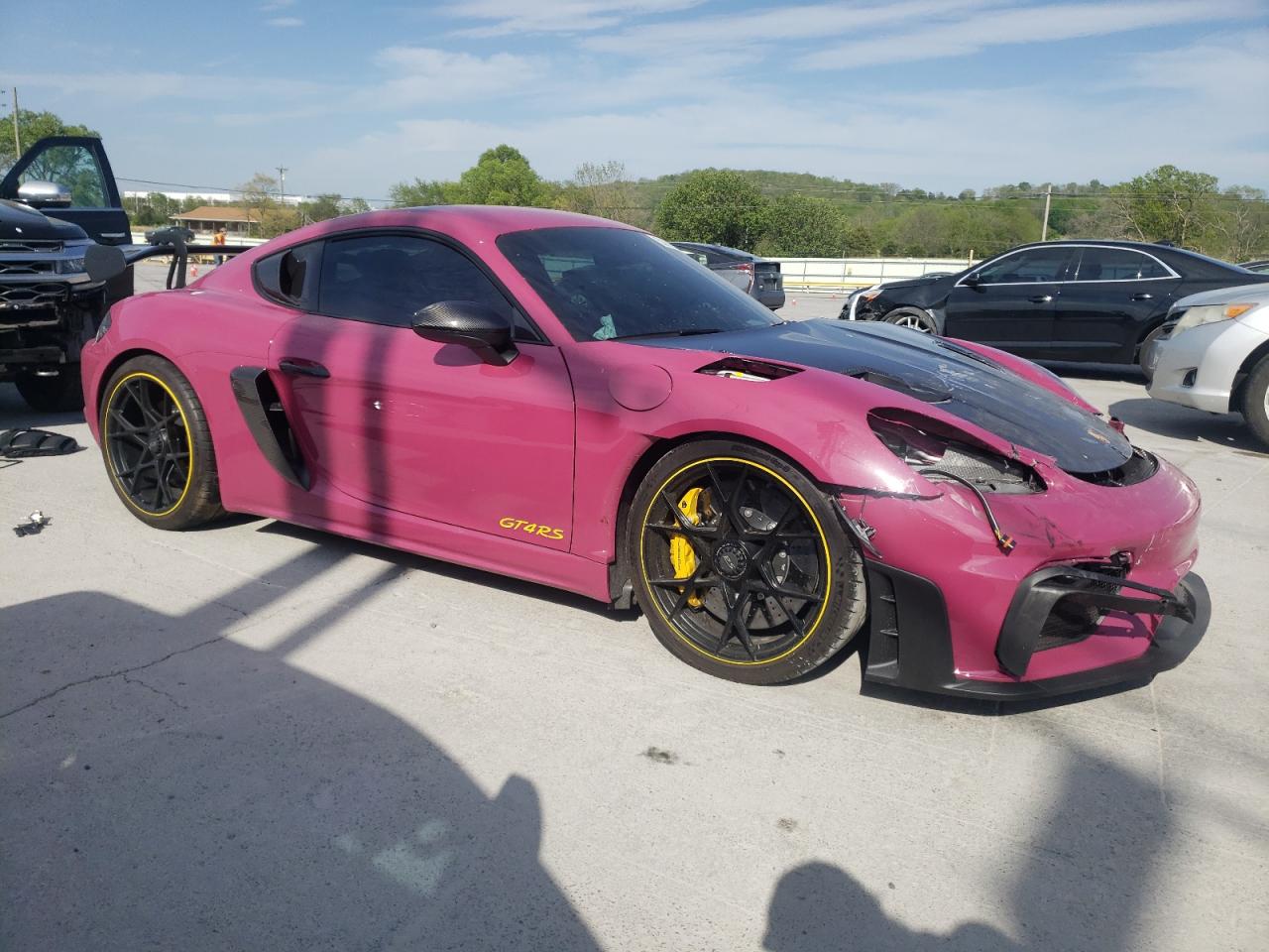 PORSCHE CAYMAN GT4 RS