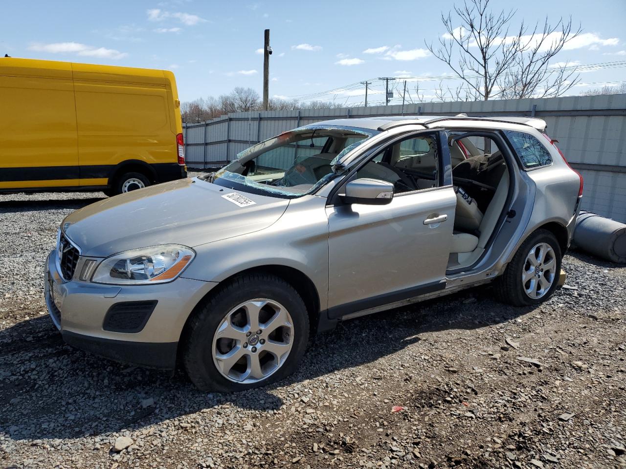 VOLVO XC60 3.2