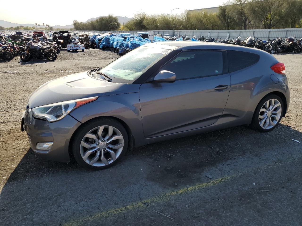 HYUNDAI VELOSTER