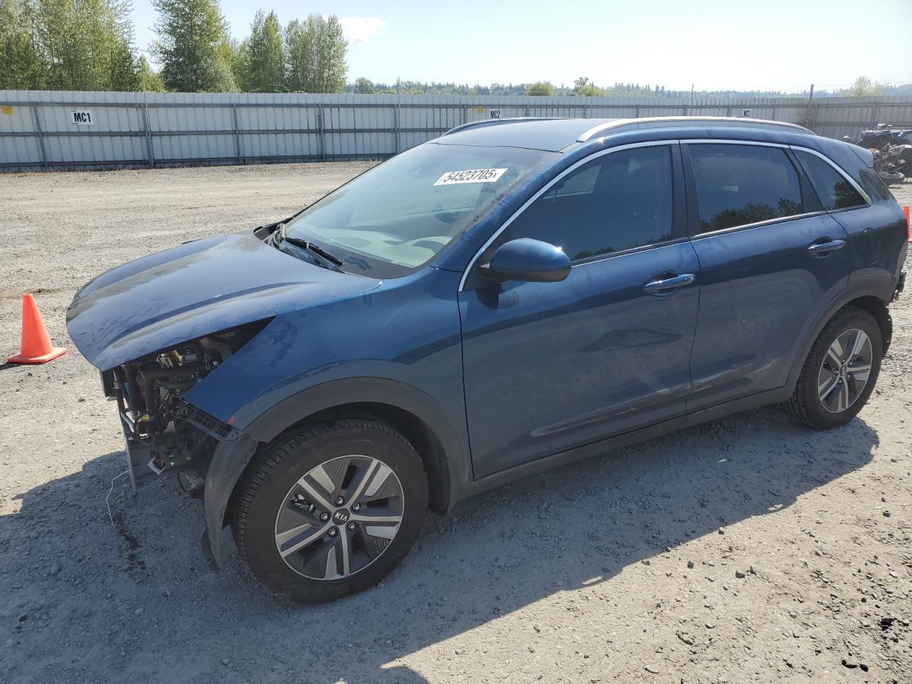 KIA NIRO LX