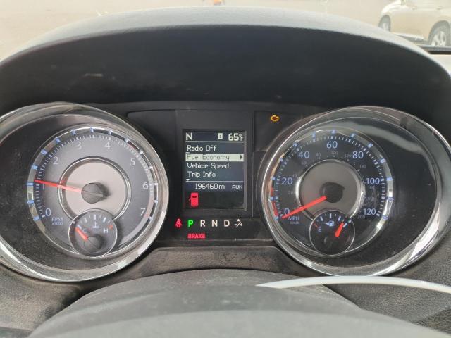 2011 CHRYSLER TOWN & COU - 2A4RR8DG7BR676225