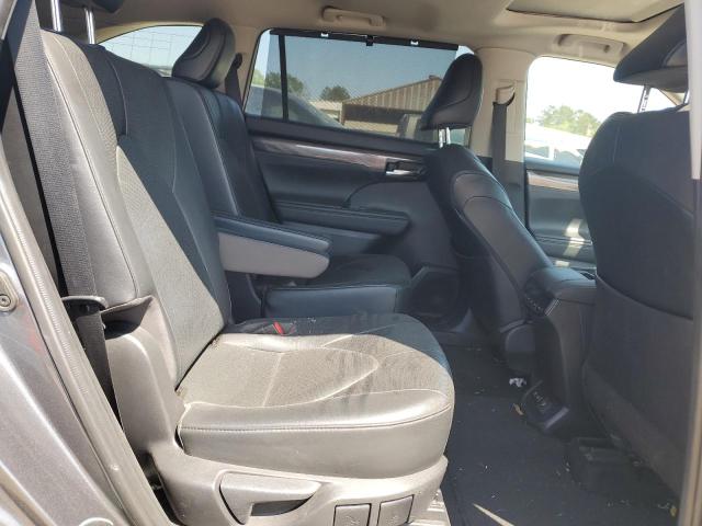 2021 TOYOTA HIGHLANDER - 5TDDZRBH1MS524730