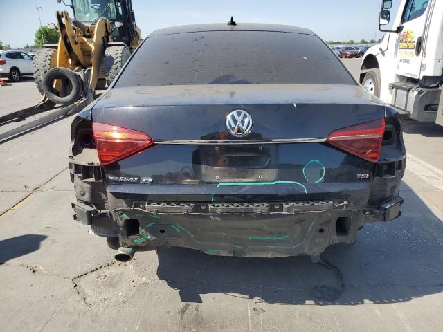 2017 VOLKSWAGEN PASSAT R-L - 1VWDT7A36HC006130
