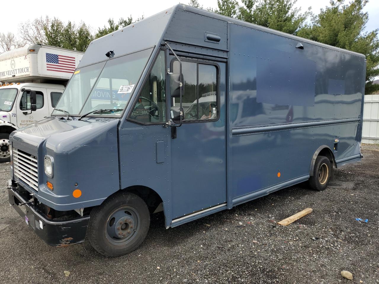 FORD ECONOLINE E450 SUPER DUTY COMMERCIAL STRIPPED CHASSIS