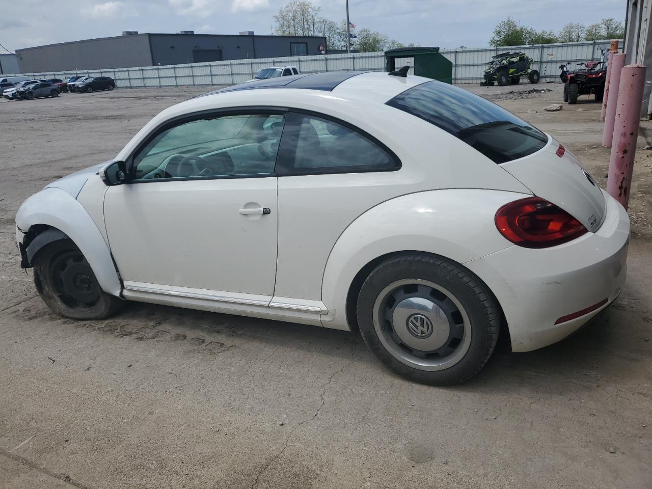 VOLKSWAGEN BEETLE