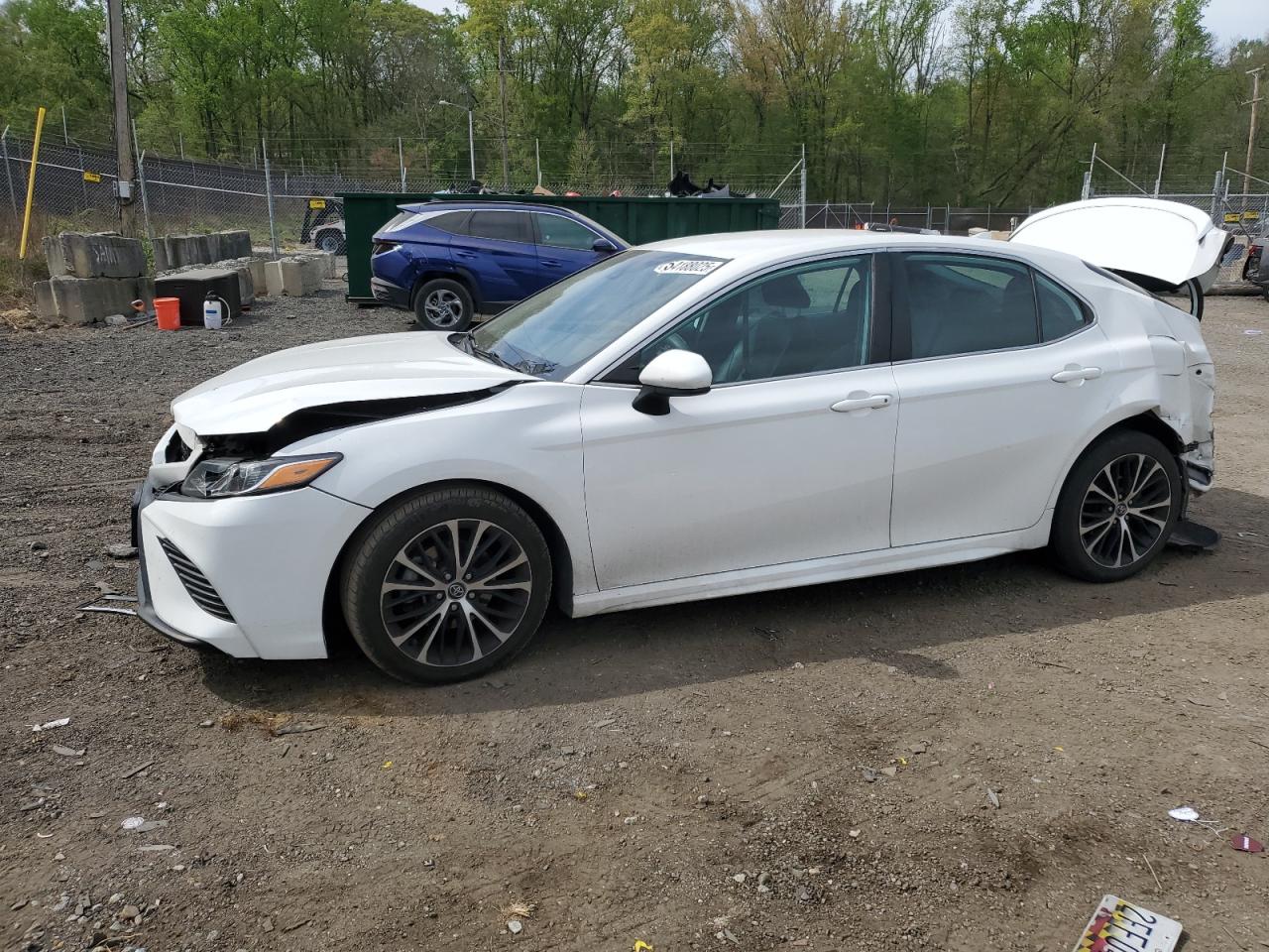 TOYOTA CAMRY SE