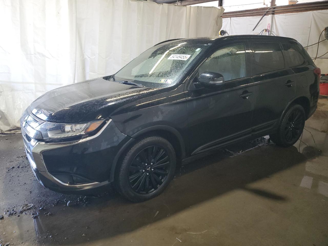 MITSUBISHI OUTLANDER SE