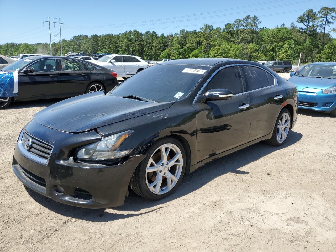 NISSAN MAXIMA S
