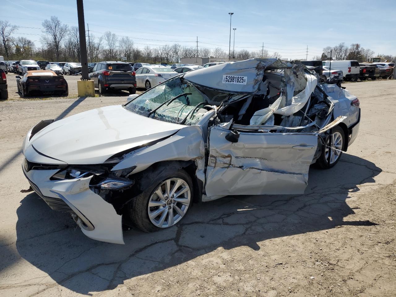 TOYOTA CAMRY LE
