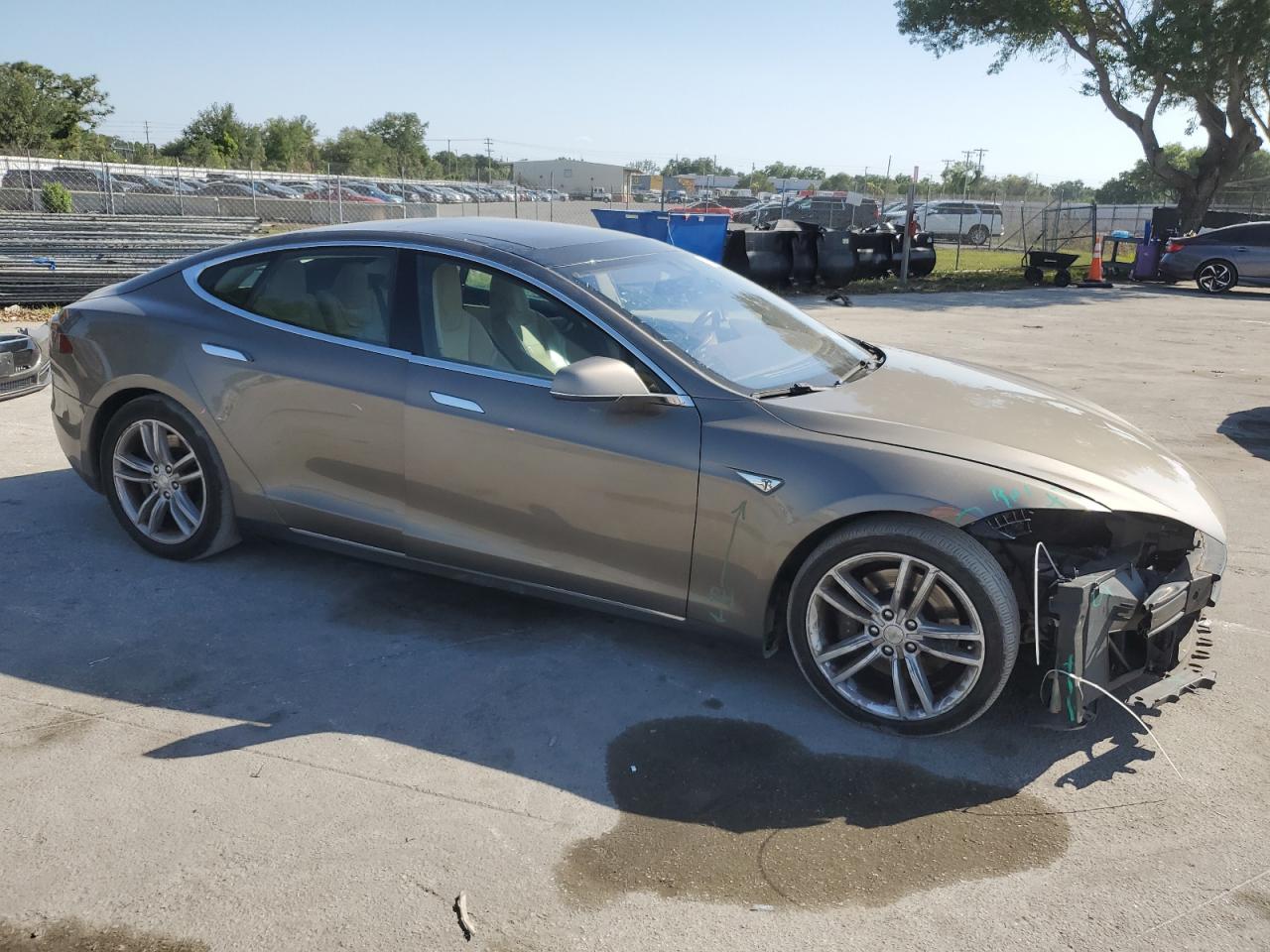 TESLA MODEL S 85D