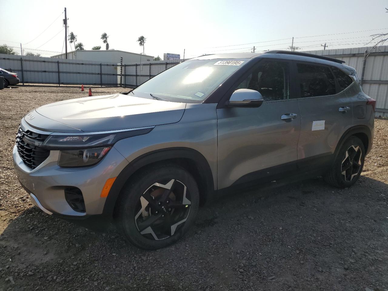 KIA SELTOS EX