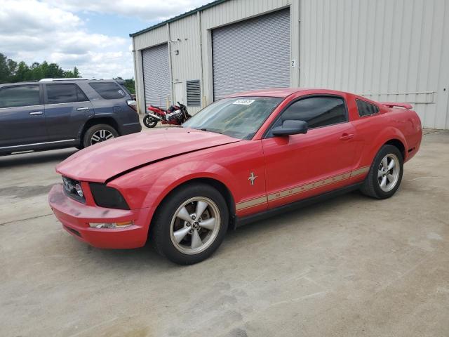 FORD MUSTANG