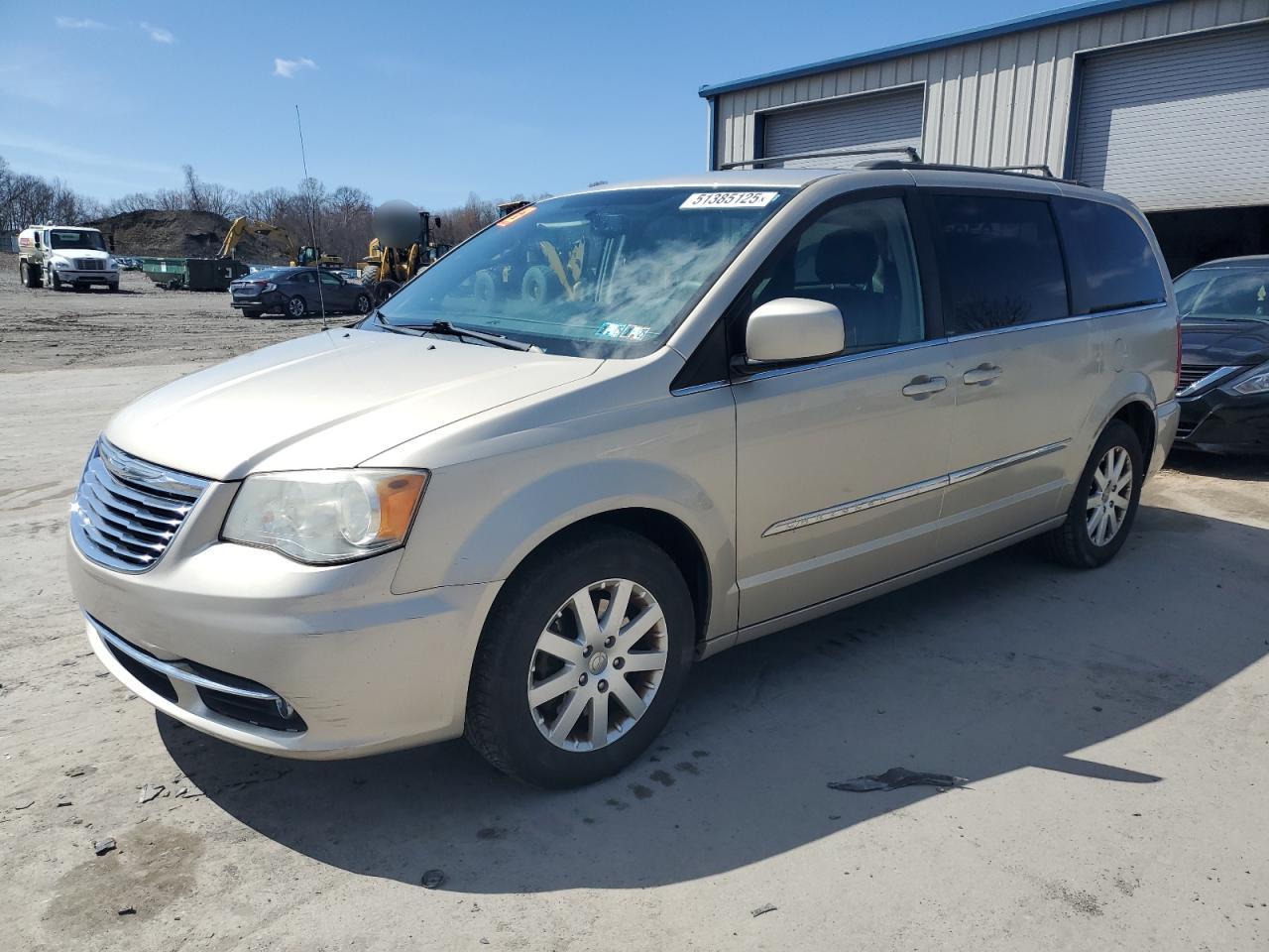 CHRYSLER TOWN & COUNTRY TOURING